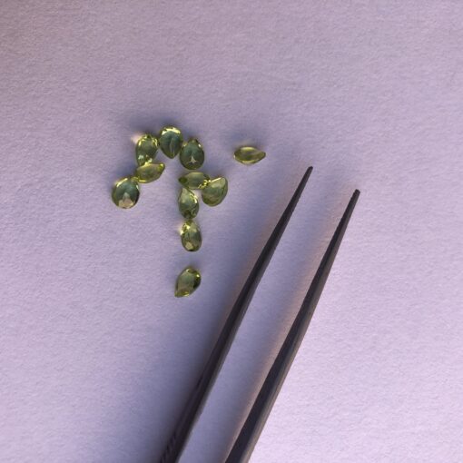 5x3mm Natural Peridot Pear Cut Gemstone