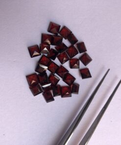5mm red garnet square cut
