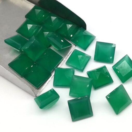 6mm green onyx square cut