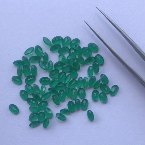 4x6mm Natural Green Onyx Oval Cut Gemstone