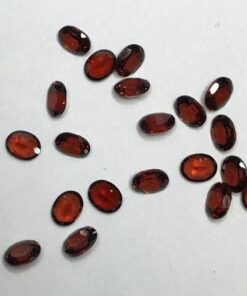 8x10mm Natural Red Garnet Oval Cut Gemstone