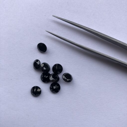 5mm black spinel round cut