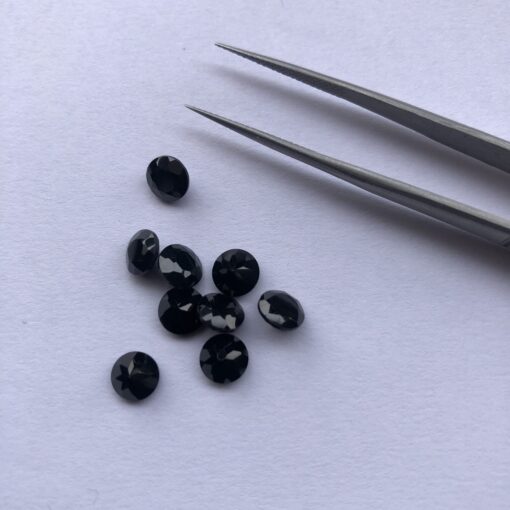 6mm black spinel round cut