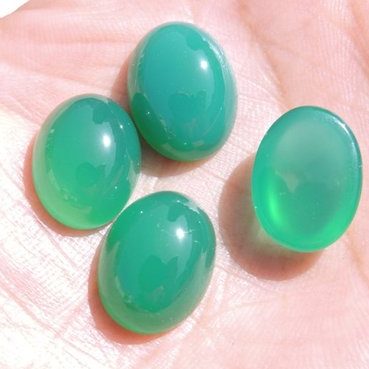 5x3mm green chalcedony oval 5x3mm green chalcedony oval