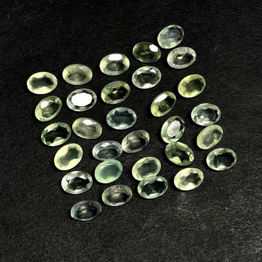 5x4mm prehnite oval cut 5x4mm prehnite oval cut
