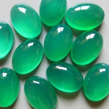 8x10mm green chalcedony oval
