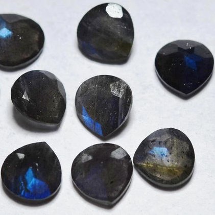 5mm labradorite heart cut 5mm labradorite heart cut