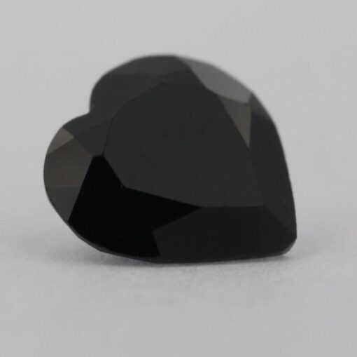 8mm black onyx heart cut