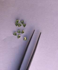 4mm peridot trillion cut