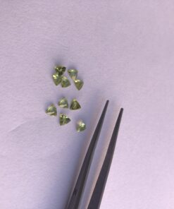 6mm peridot trillion cut