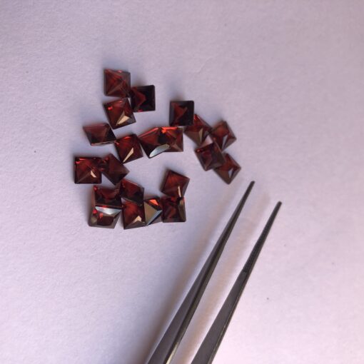 4mm red garnet princess cut