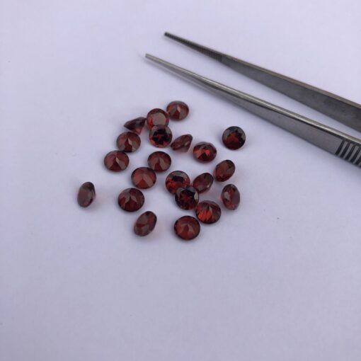 3.5mm red garnet round cut