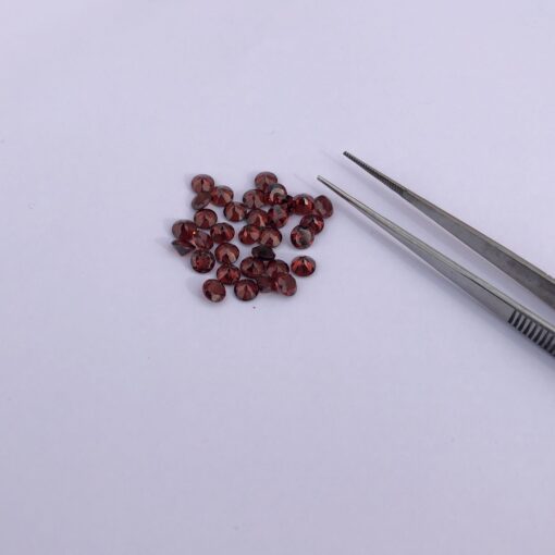 1.5mm red garnet round cut