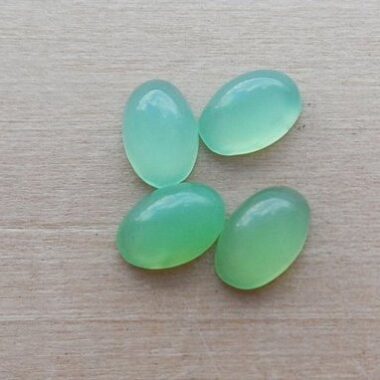 4x6mm Natural Chrysoprase Smooth Oval Cabochon