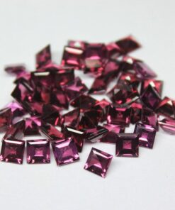 4mm Natural Rhodolite Garnet Square Cut Gemstone