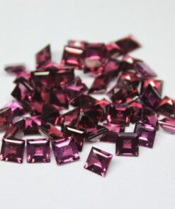 5mm Natural Rhodolite Garnet Square Cut Gemstone