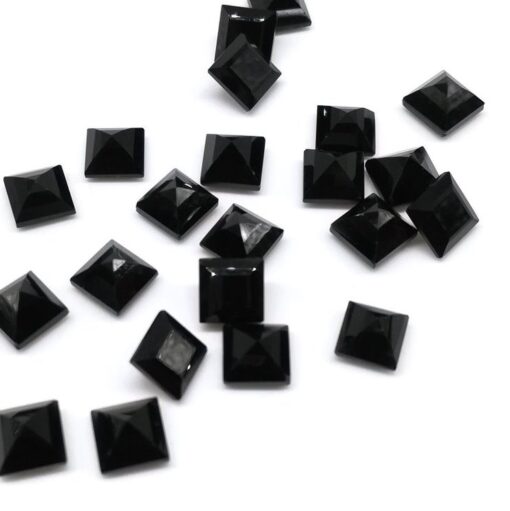 5mm black spinel square cut