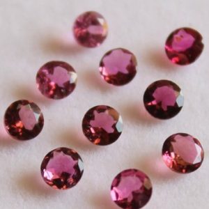 pink tourmaline gemstone