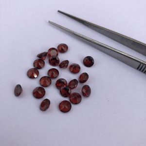 red garnet gemstone