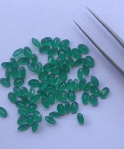 Natural Green Onyx Oval Gemstone