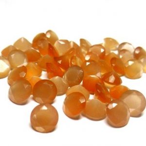 peach moonstone gemstone
