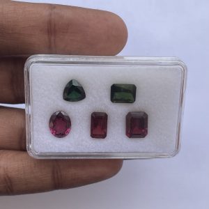 Read Some Really Interesting Fact About Gemstones You Didn't Knew!