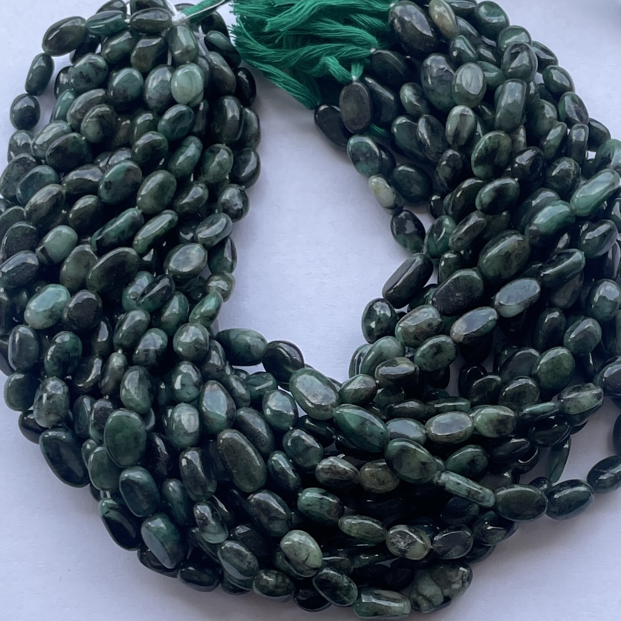 Natural Precious Emerald Smooth Oval Beads Strand Natural Precious Emerald Smooth Oval Beads Strand
